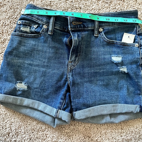 NWT Levi’s size 26 mid length jean short - Picture 4 of 5